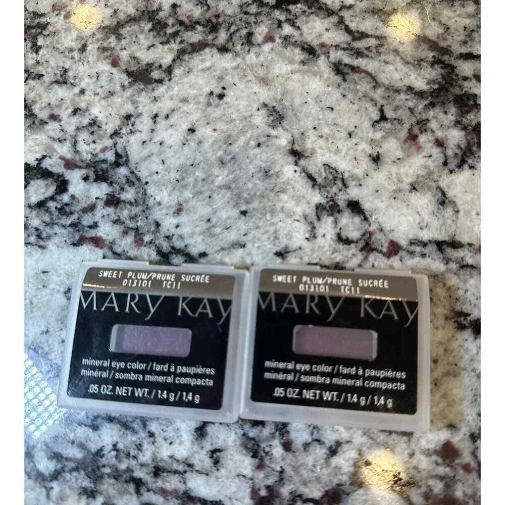 Mary Kay Set Of 2 Sweet Plum/prune Sucree Mineral Eye Color